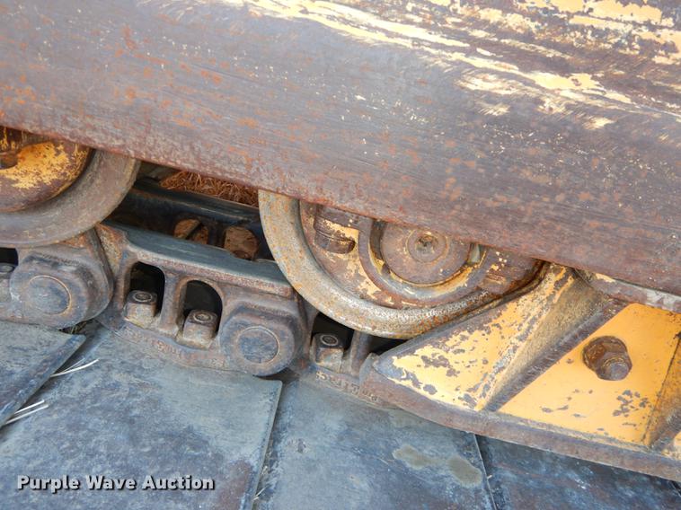 image for item DC0338 2000 John Deere 655C track loader