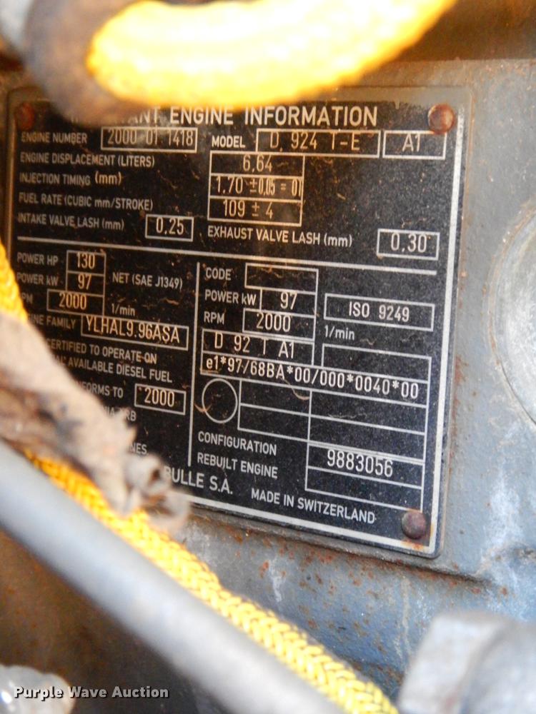 image for item DC0338 2000 John Deere 655C track loader