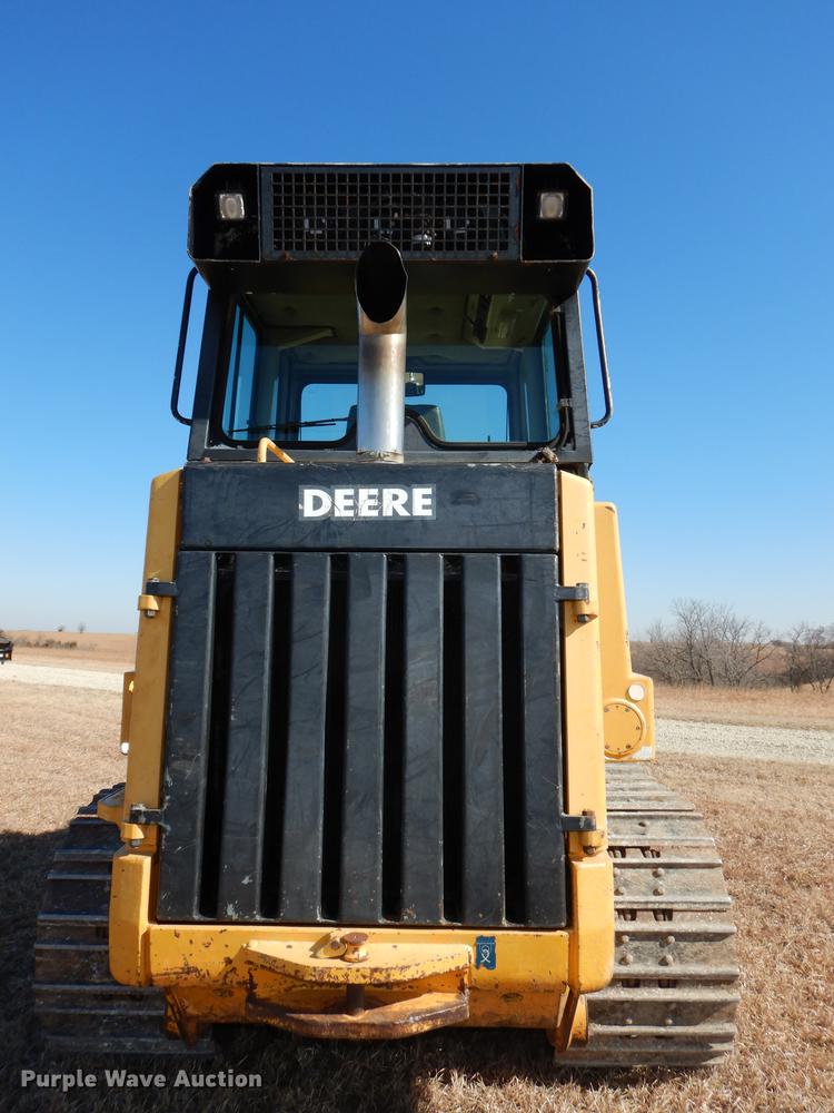 image for item DC0338 2000 John Deere 655C track loader