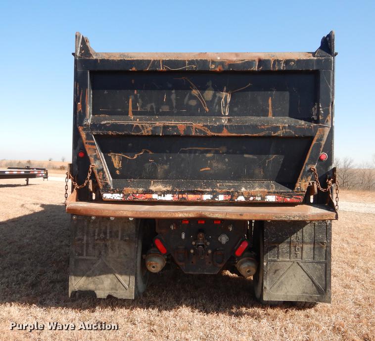 image for item DC0340 1994 Ford LTS9000 dump truck