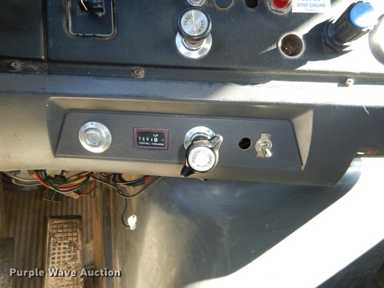 image for item DC0340 1994 Ford LTS9000 dump truck