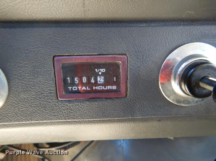 image for item DC0340 1994 Ford LTS9000 dump truck