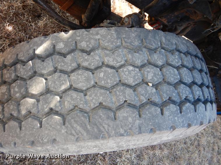 image for item DC0340 1994 Ford LTS9000 dump truck