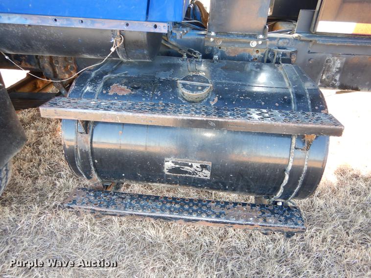 image for item DC0340 1994 Ford LTS9000 dump truck