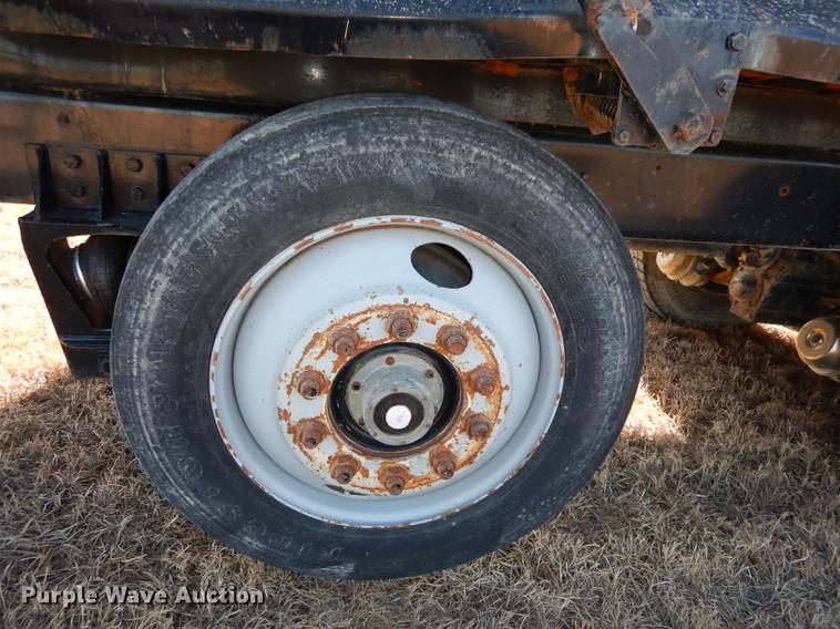 image for item DC0340 1994 Ford LTS9000 dump truck