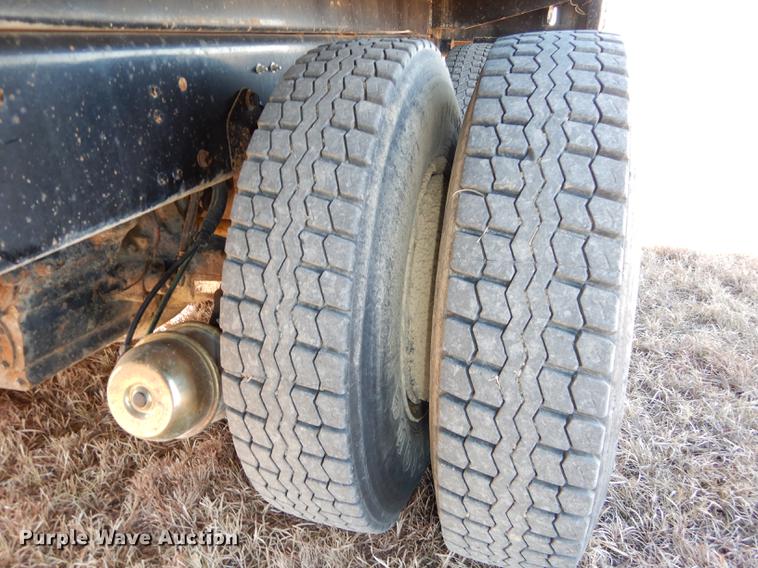 image for item DC0340 1994 Ford LTS9000 dump truck