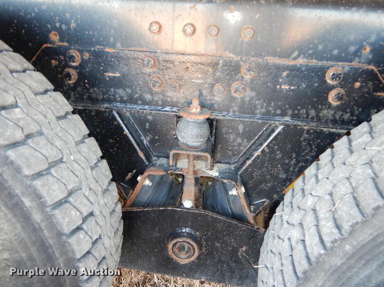 image for item DC0340 1994 Ford LTS9000 dump truck