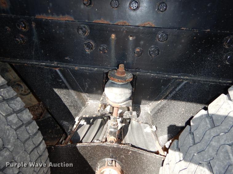 image for item DC0340 1994 Ford LTS9000 dump truck