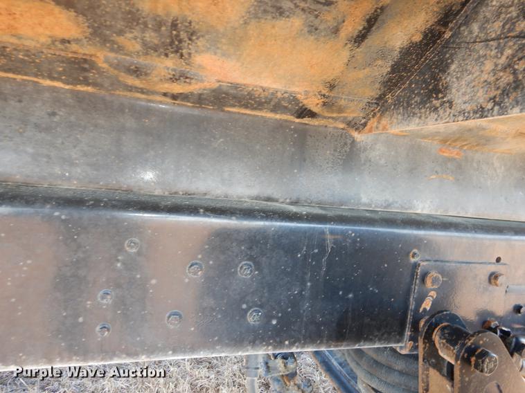 image for item DC0340 1994 Ford LTS9000 dump truck