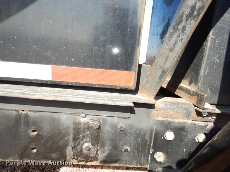 image for item DC0340 1994 Ford LTS9000 dump truck