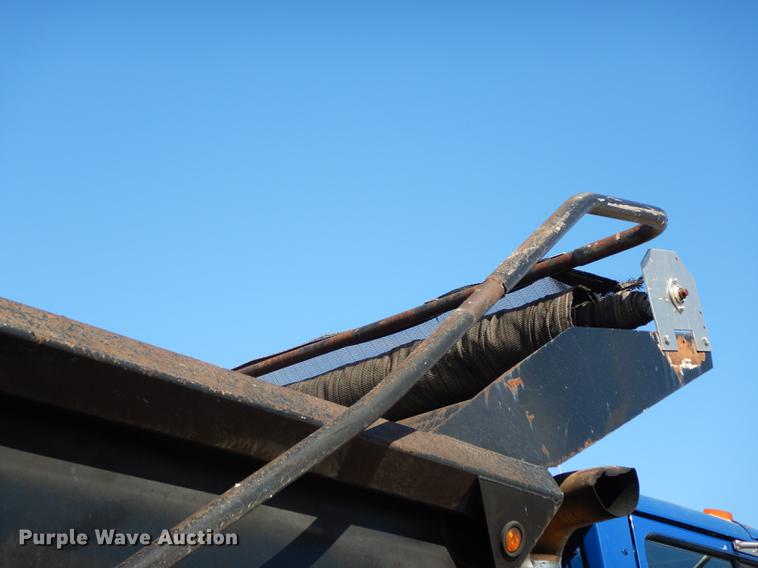 image for item DC0340 1994 Ford LTS9000 dump truck