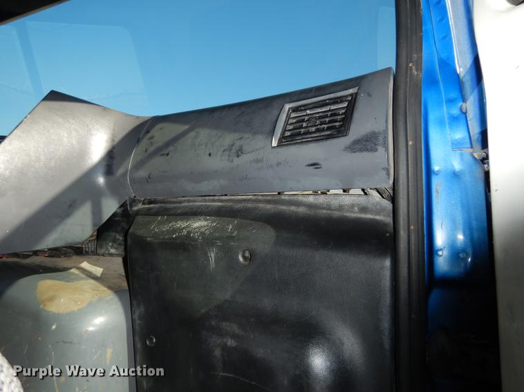 image for item DC0340 1994 Ford LTS9000 dump truck