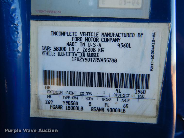 image for item DC0340 1994 Ford LTS9000 dump truck