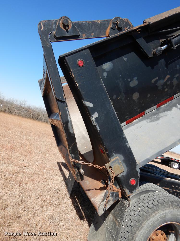 image for item DC0340 1994 Ford LTS9000 dump truck