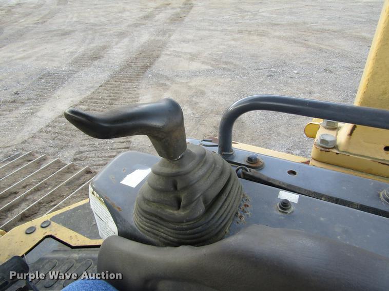 image for item DC7944 2006 Komatsu D41P-6 dozer