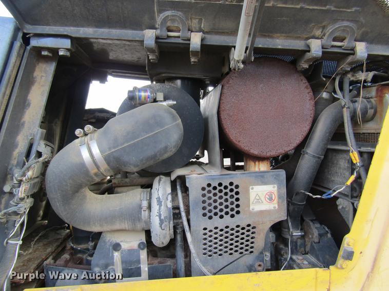 image for item DC7944 2006 Komatsu D41P-6 dozer