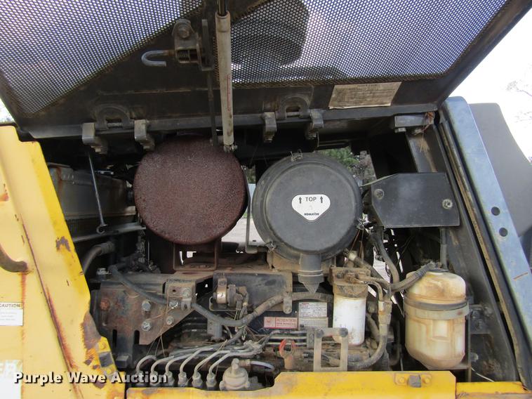 image for item DC7944 2006 Komatsu D41P-6 dozer