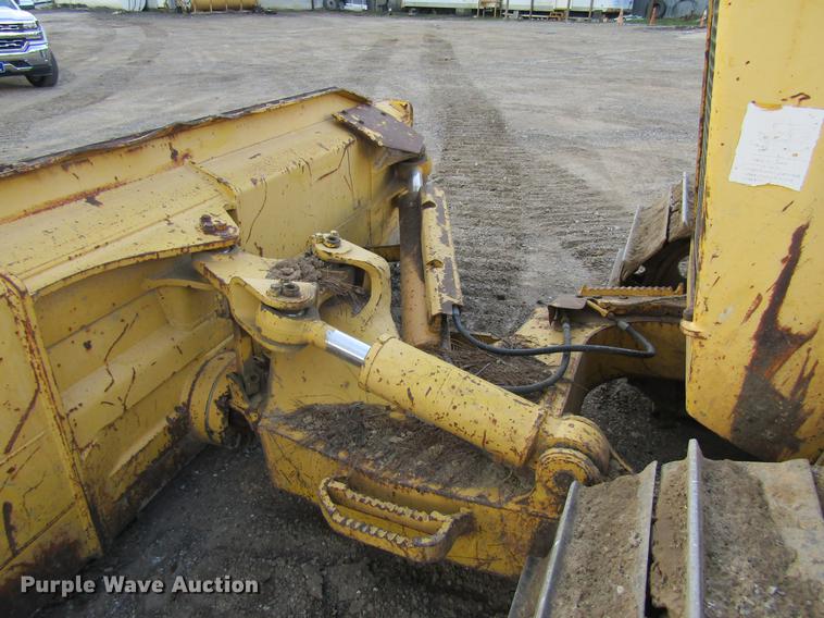 image for item DC7944 2006 Komatsu D41P-6 dozer