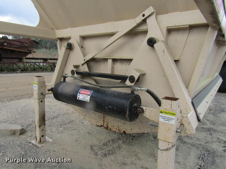image for item DC7945 2016 ADX 16-0033 bottom dump trailer
