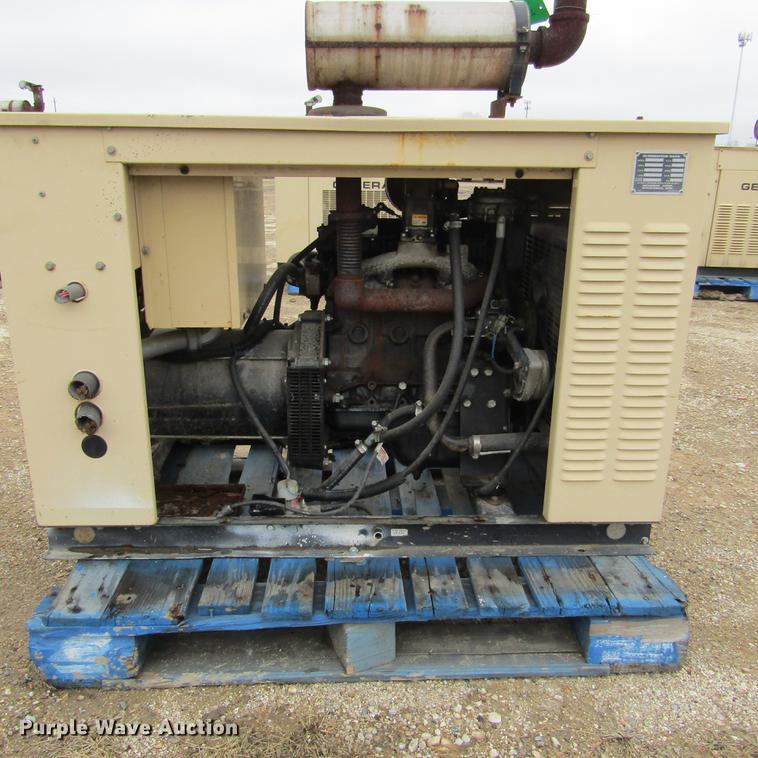 image for item DD2735 1998 Generac 00754-5 generator