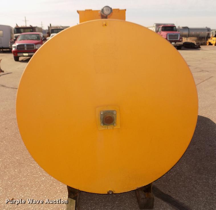 image for item DD2851 Seal coat tank