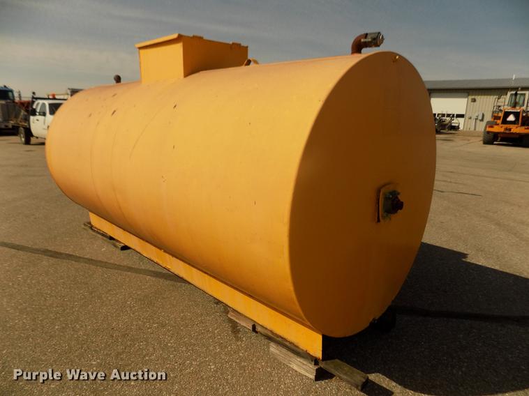 image for item DD2851 Seal coat tank