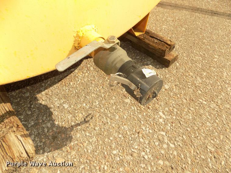 image for item DD2851 Seal coat tank