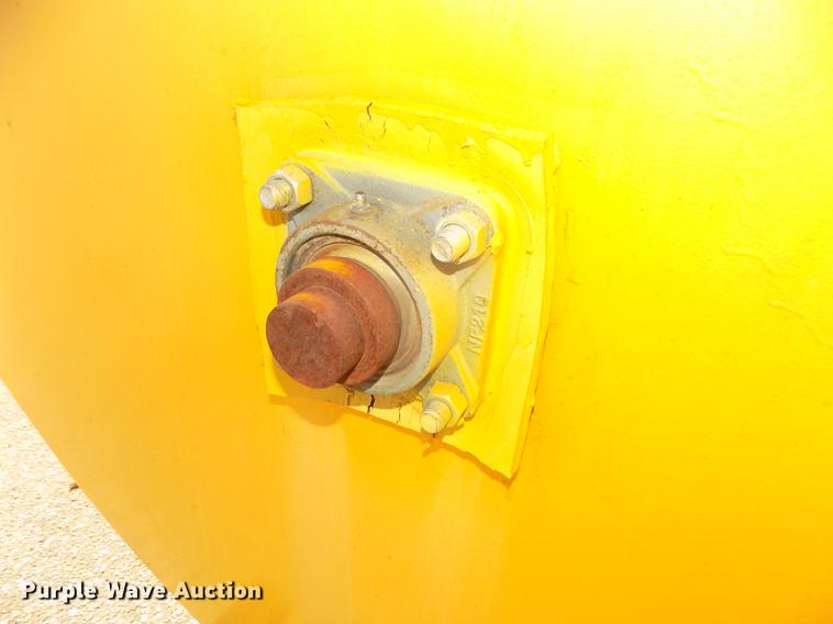 image for item DD2851 Seal coat tank