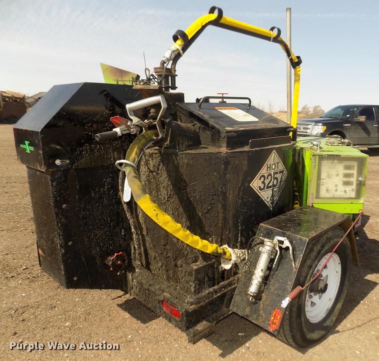 image for item DD2852 2007 Cimline Matrix 1500 melter applicator