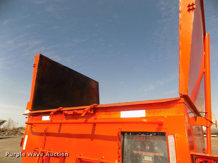 image for item DD2853 2000 Stepp SPH275 asphalt trailer