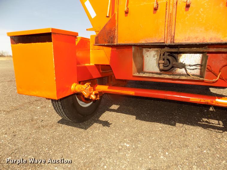 image for item DD2853 2000 Stepp SPH275 asphalt trailer