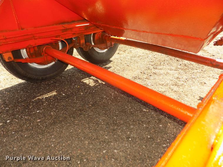 image for item DD2853 2000 Stepp SPH275 asphalt trailer