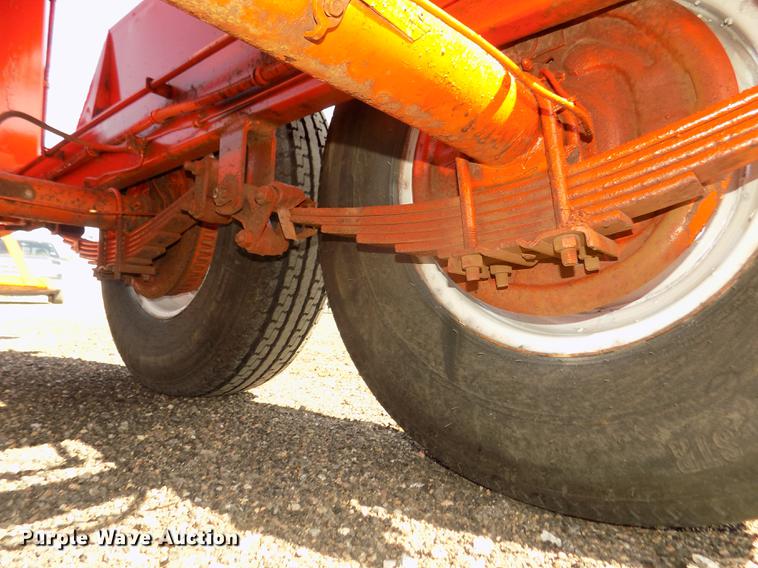 image for item DD2853 2000 Stepp SPH275 asphalt trailer