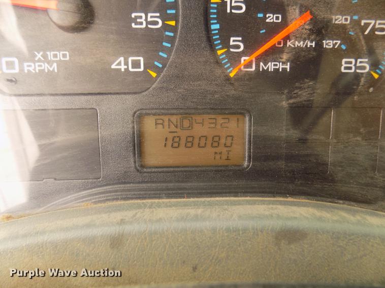 image for item DD2870 2006 International 7400 dump truck