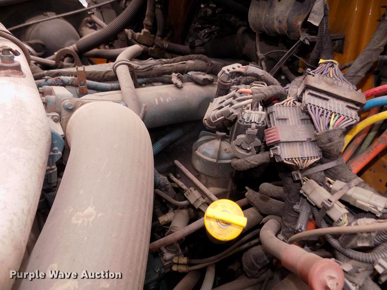 image for item DD2870 2006 International 7400 dump truck