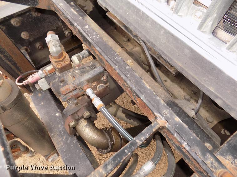 image for item DD2870 2006 International 7400 dump truck