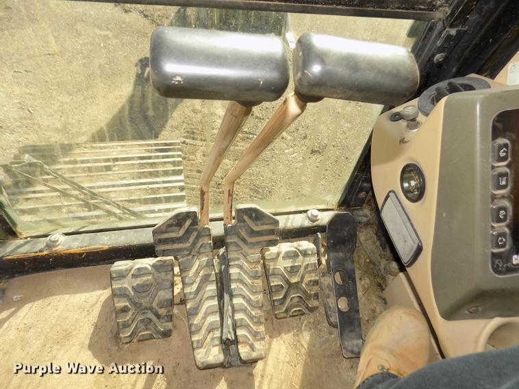 image for item DD2871 1999 Caterpillar 345B L excavator