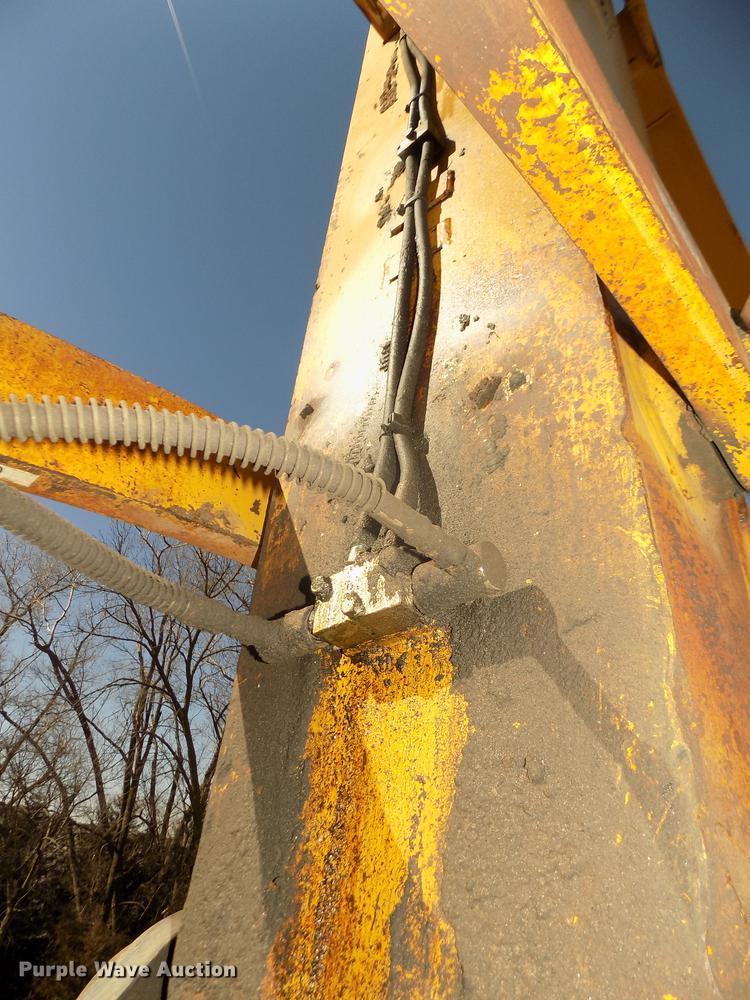 image for item DD2871 1999 Caterpillar 345B L excavator