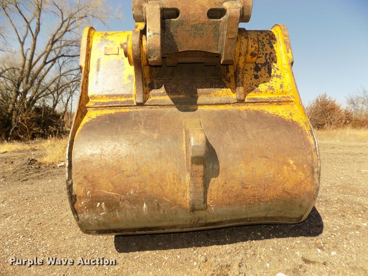 image for item DD2871 1999 Caterpillar 345B L excavator