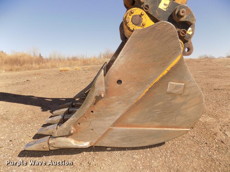 image for item DD2871 1999 Caterpillar 345B L excavator