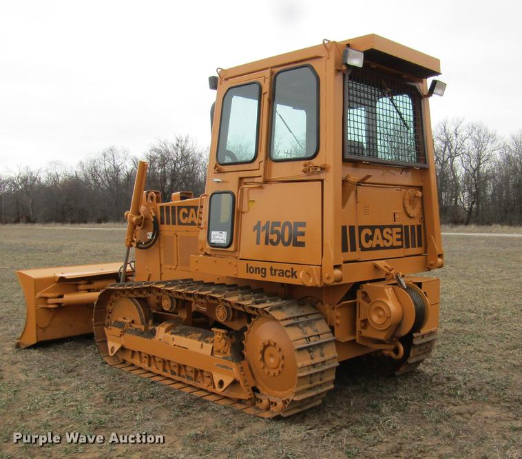 image for item DD7416 1988 Case 1150E dozer