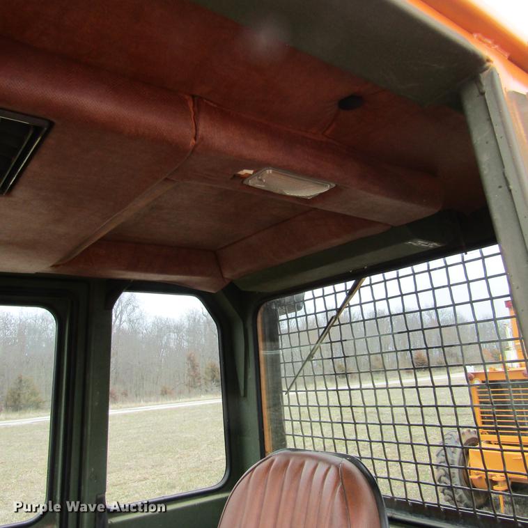 image for item DD7416 1988 Case 1150E dozer