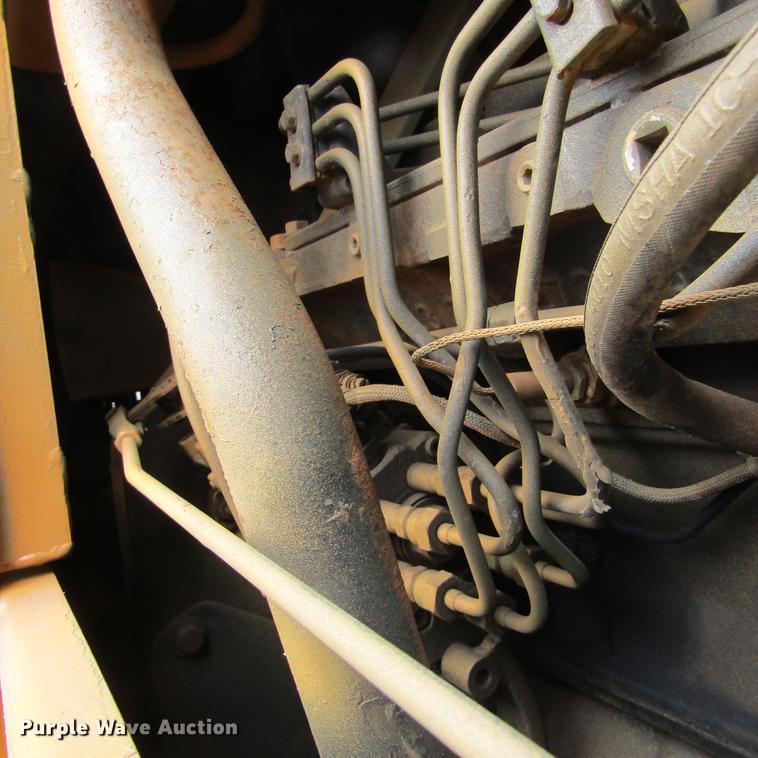 image for item DD7416 1988 Case 1150E dozer