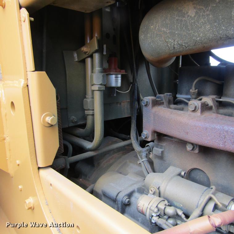 image for item DD7416 1988 Case 1150E dozer