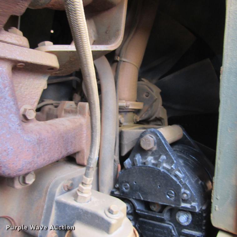 image for item DD7416 1988 Case 1150E dozer