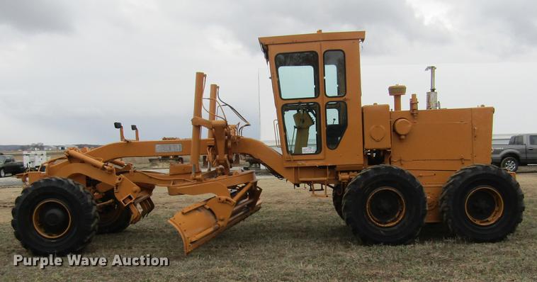 image for item DD7417 1978 Galion T500C rigid frame motor grader