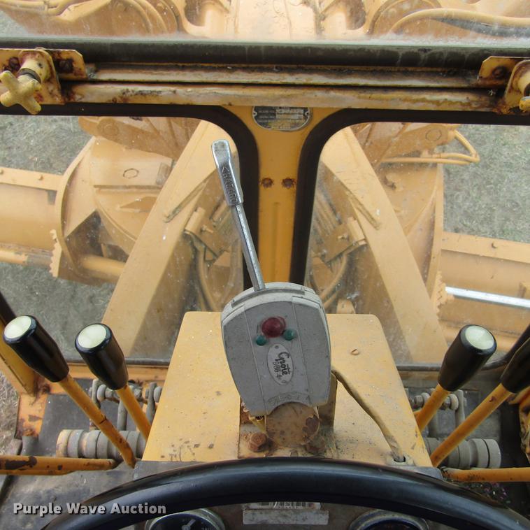 image for item DD7417 1978 Galion T500C rigid frame motor grader