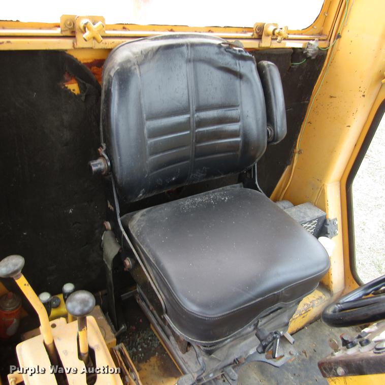 image for item DD7417 1978 Galion T500C rigid frame motor grader