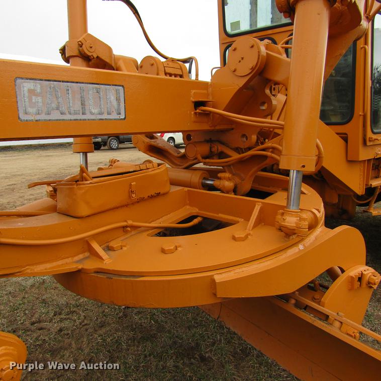 image for item DD7417 1978 Galion T500C rigid frame motor grader