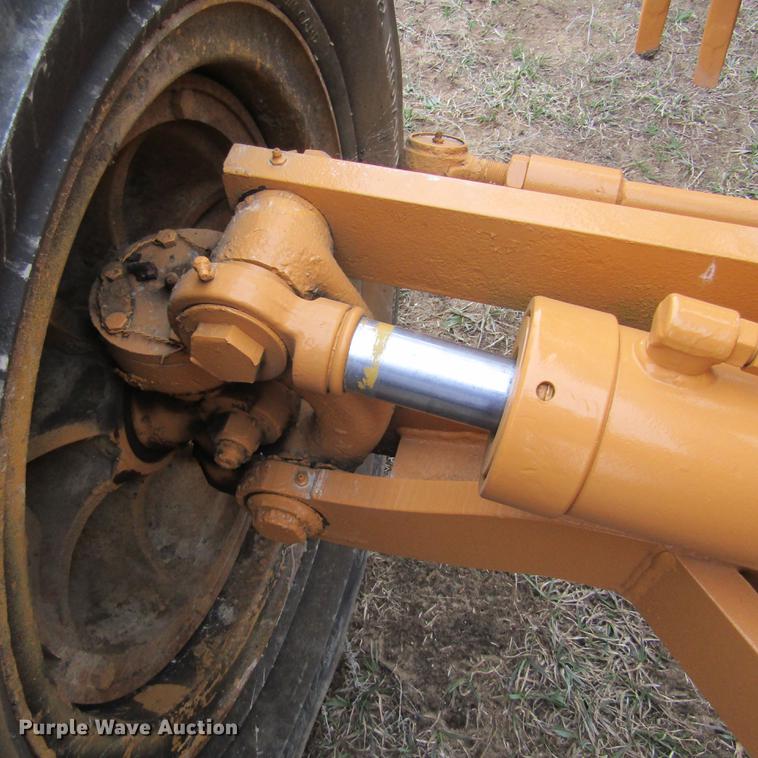 image for item DD7417 1978 Galion T500C rigid frame motor grader
